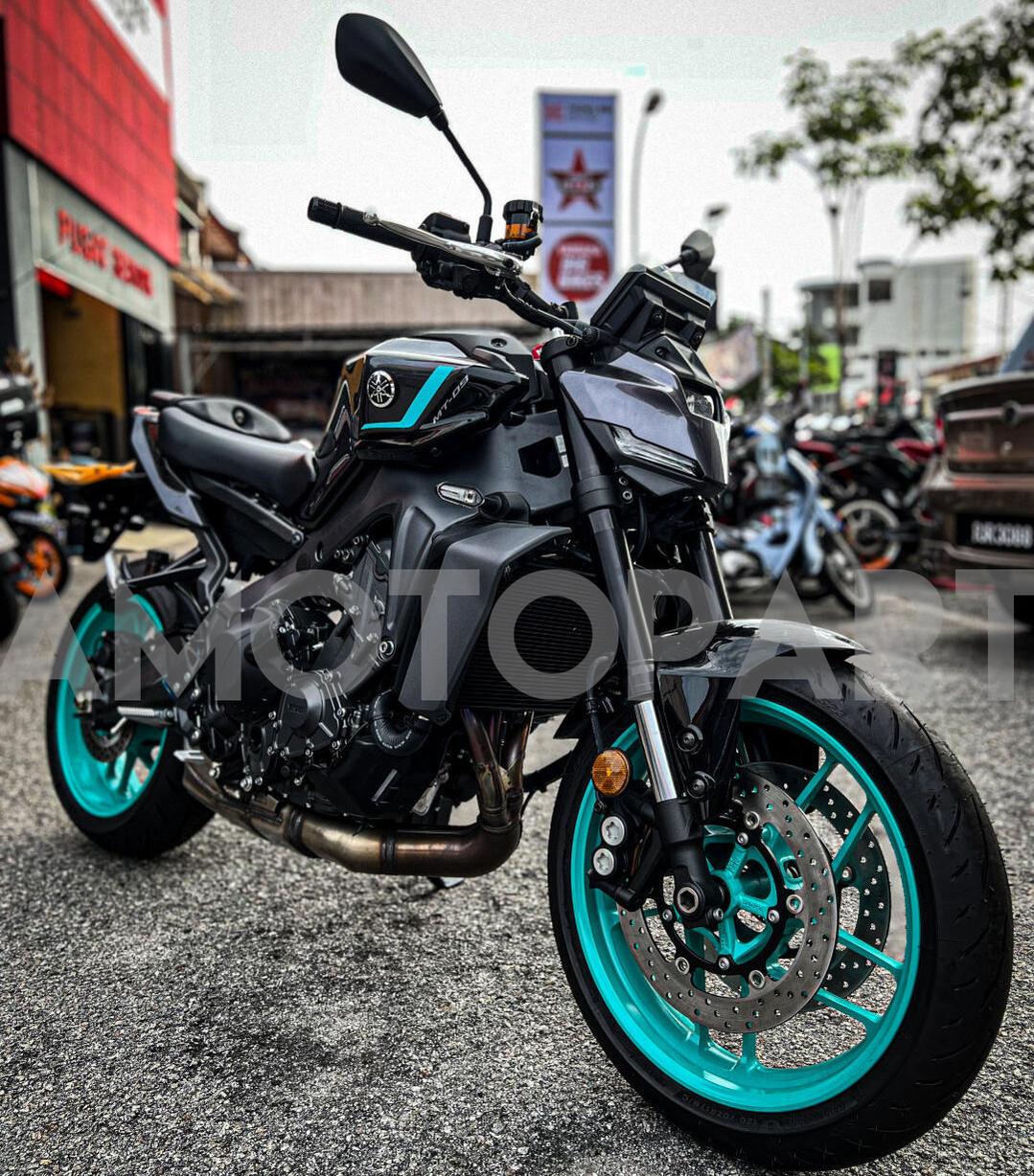 Amotopart 2021-2024 Yamaha MT-09 Black Cyan Fairing Kit