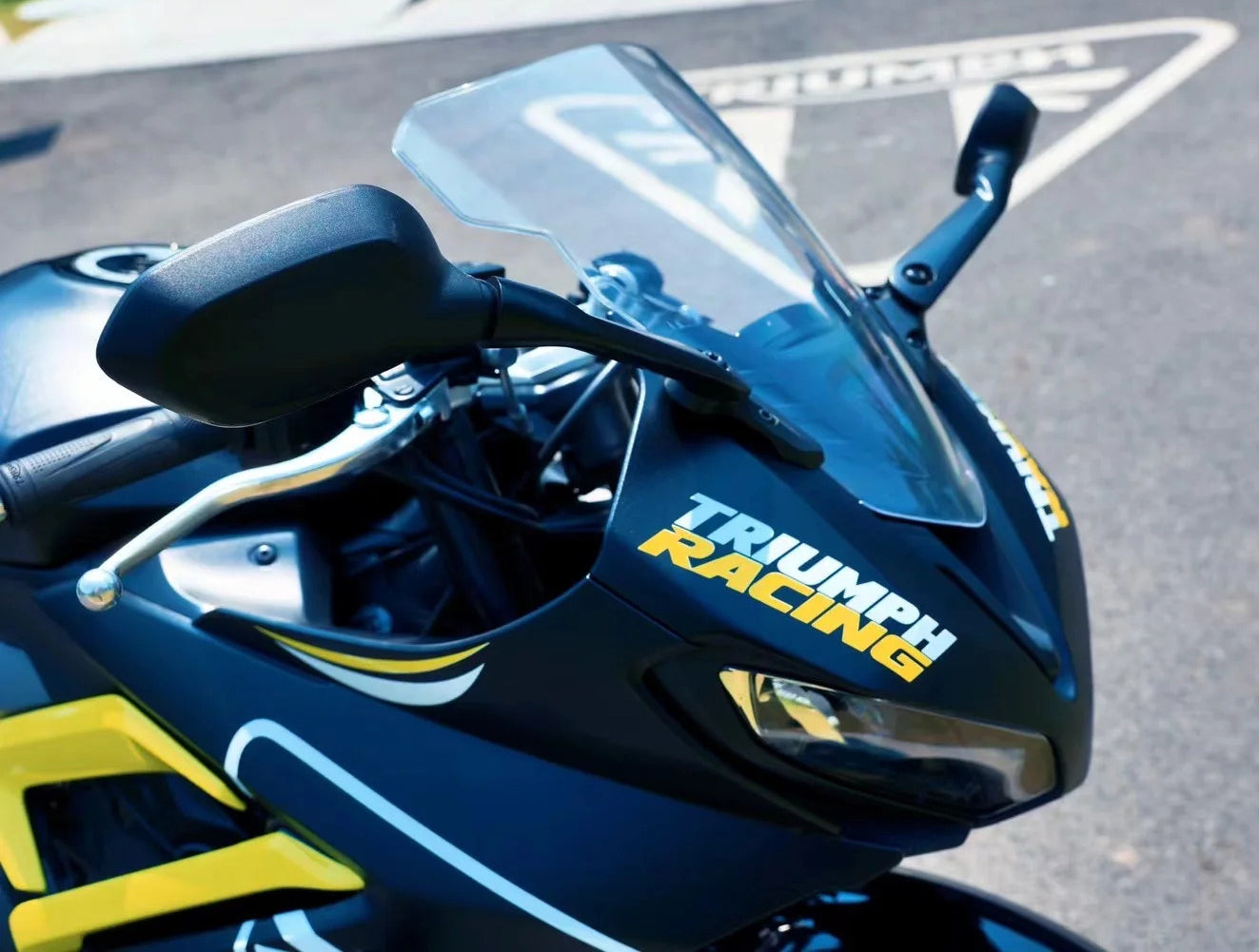 Amotopart 2024-2025 Triumph Daytona 660 Matte Black White Yellow Fairing Kit