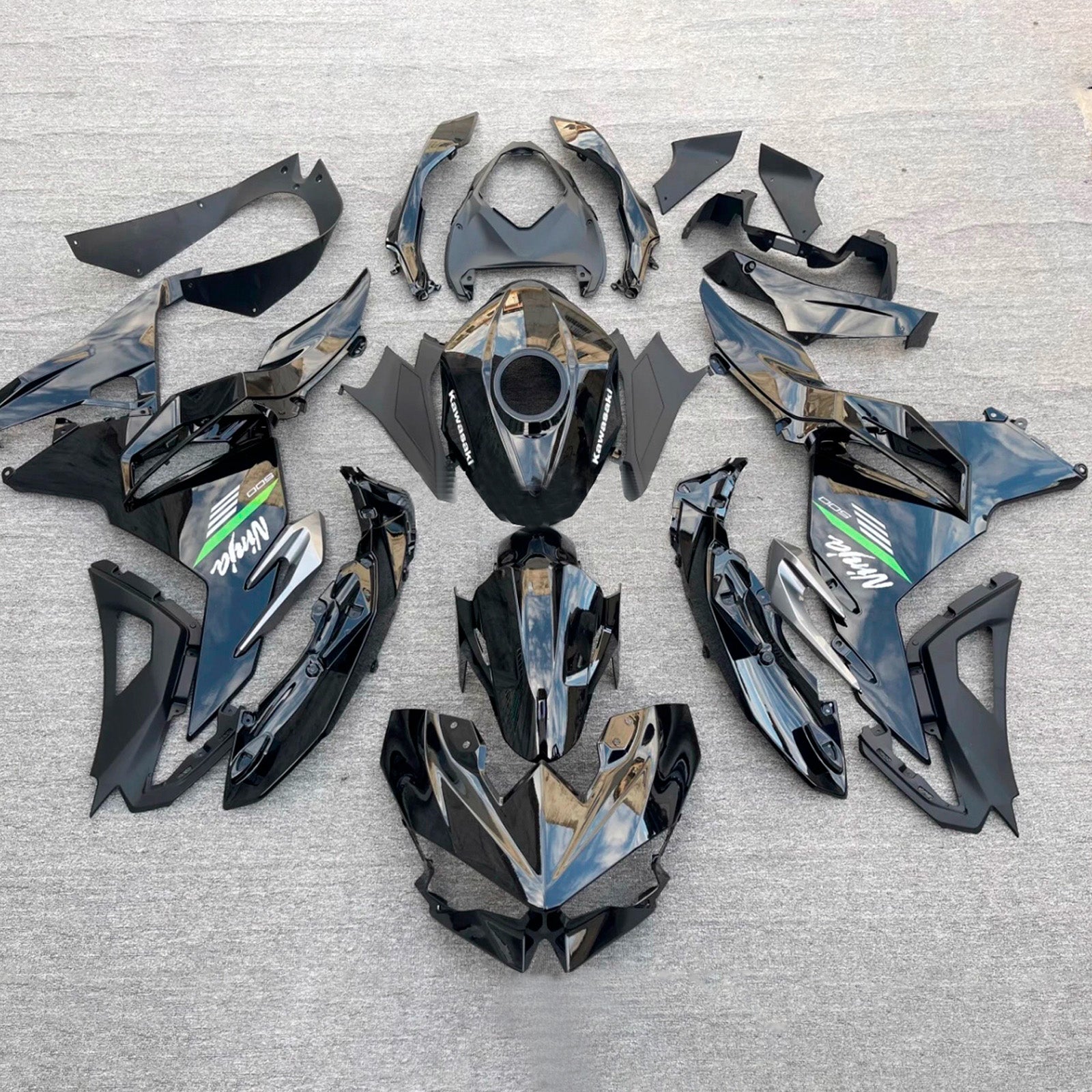 Amotopart 2024-2025 Kawasaki Ninja 500 Glossy Black Fairing Kit