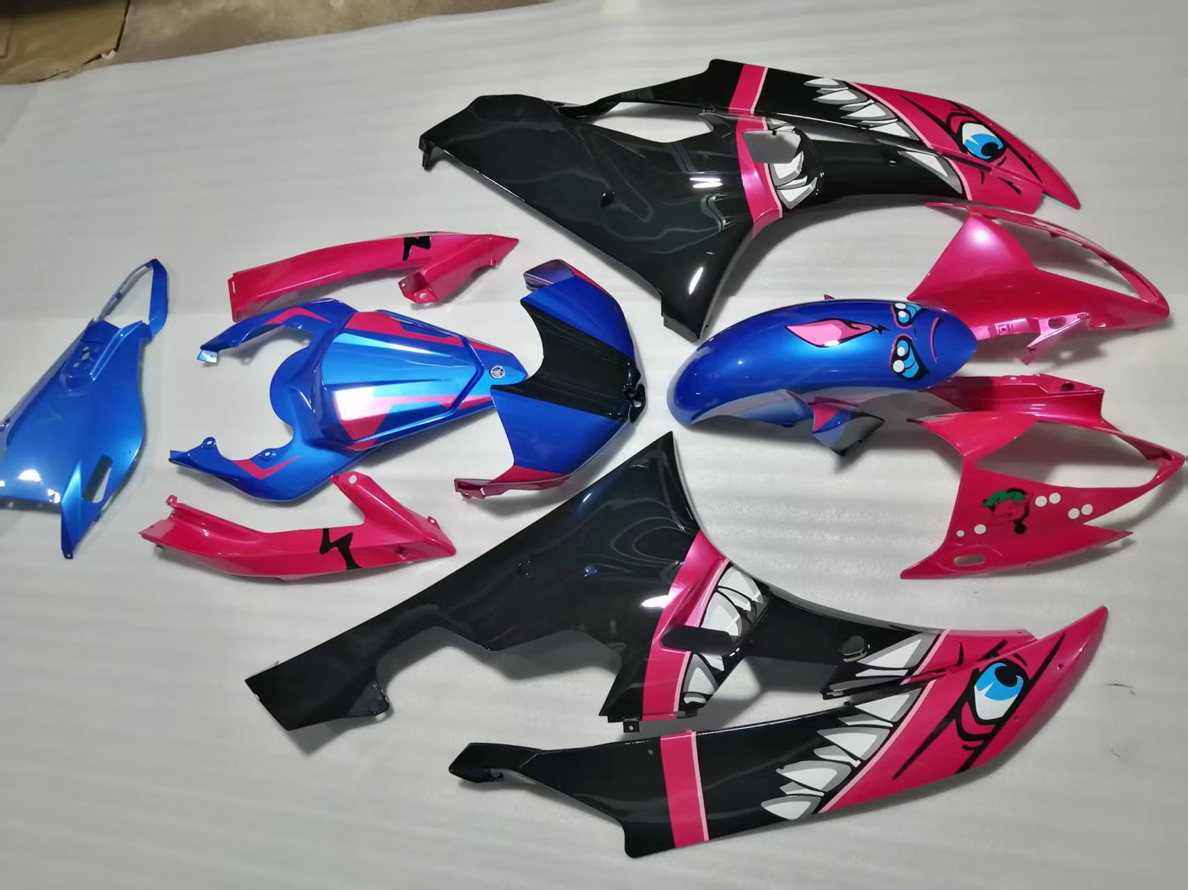 Amotopart Yamaha YZF 600 R6 2006-2007 Pink Fish Fairing Kit