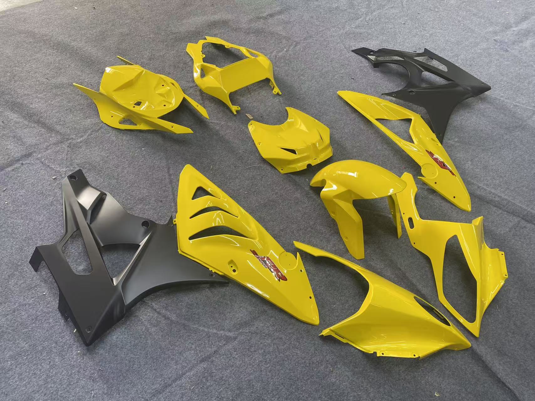 Amotopart 2009-2014 BMW S1000RR Yellow&Black Fairing Kit