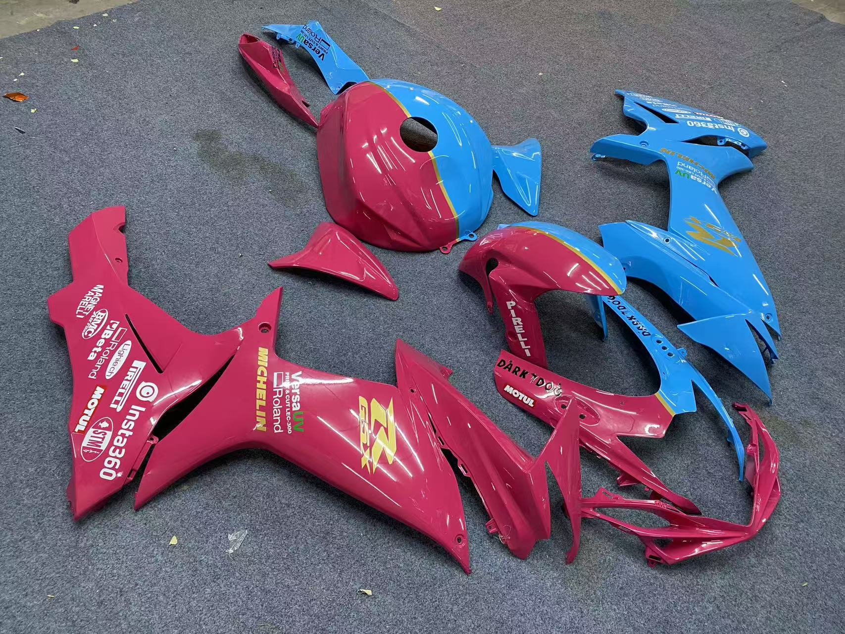Amotopart 2011-2026 GSXR 600/750 Suzuki Half Pink Half Blue Fairing Kit