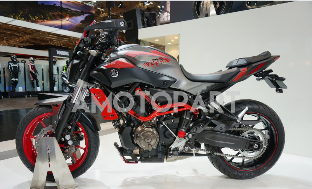 Amotopart Yamaha 2012–2017 MT07/FZ07 rot-schwarzes Verkleidungsset