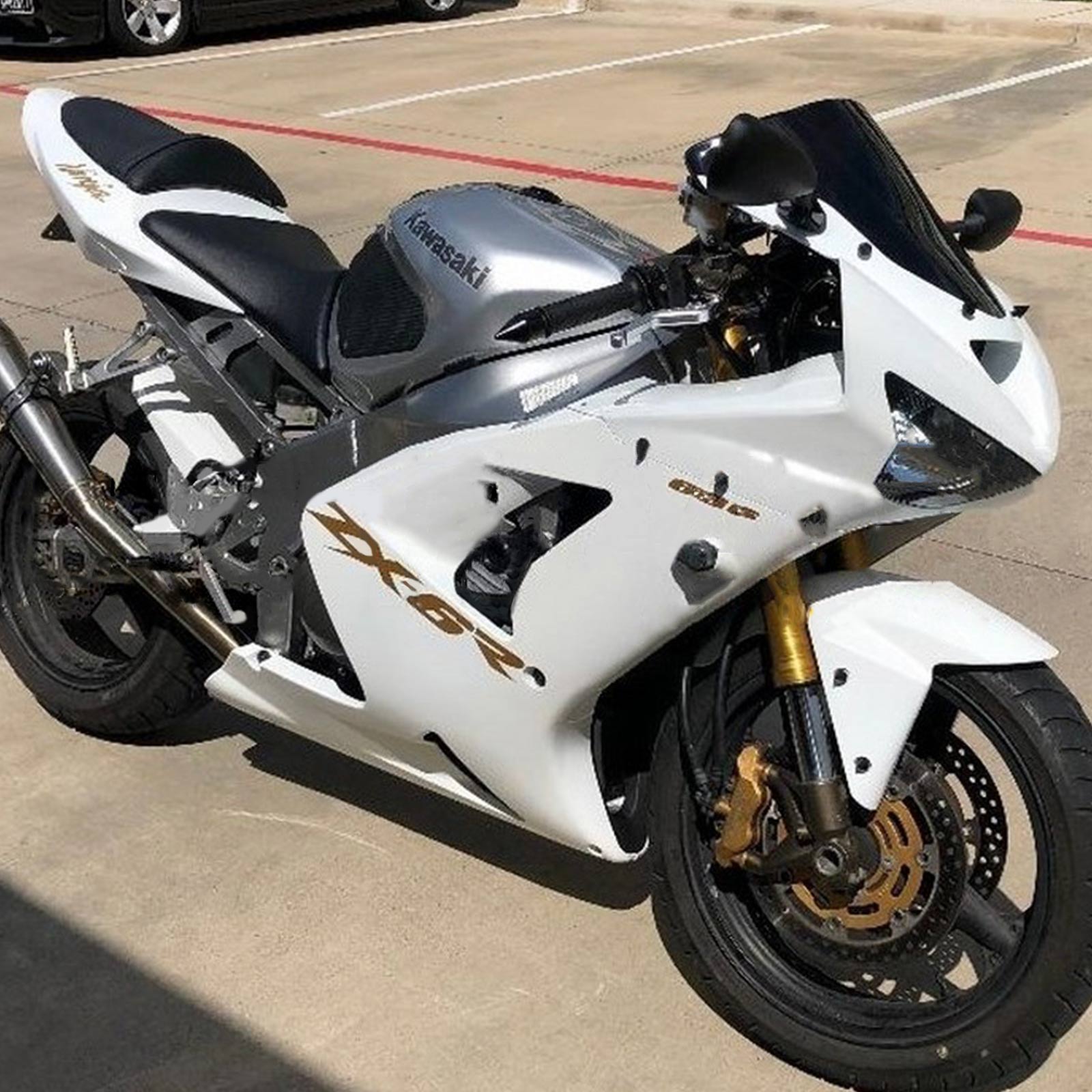 Amotopart 2003-2004 Kawasaki Zx6R 636 White Fairing Kit With Gold Logo
