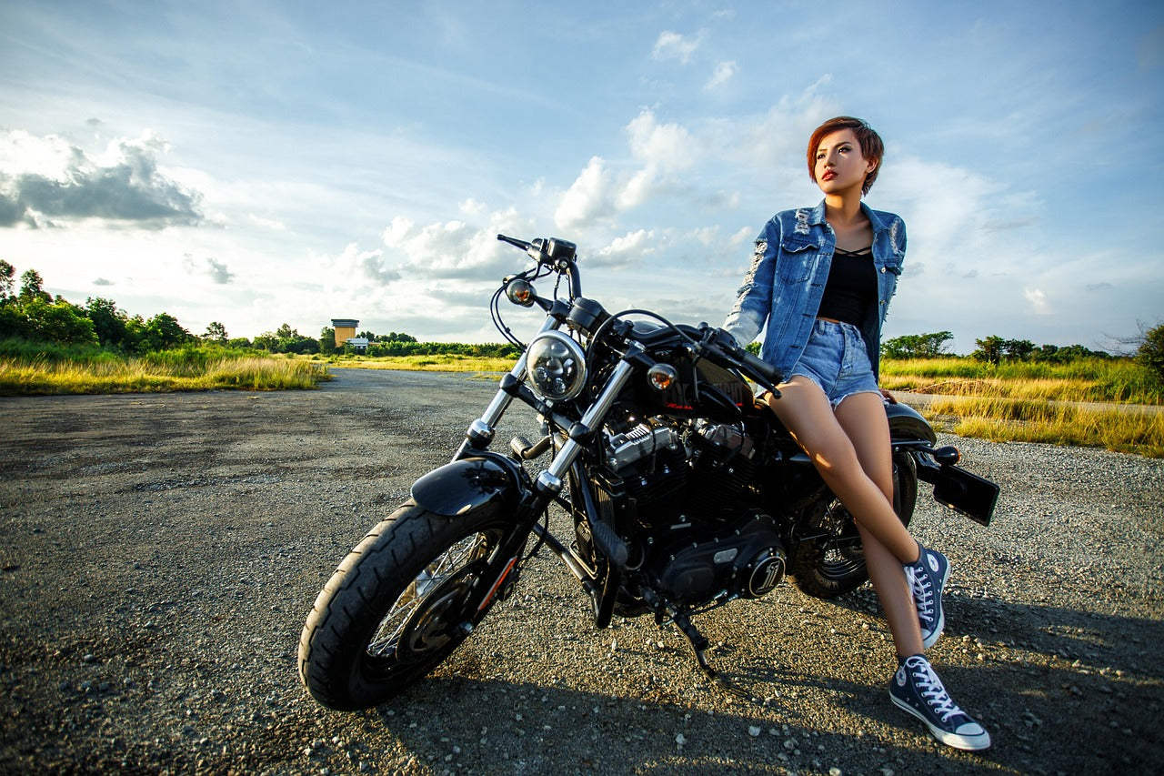 Why More and More Women Are Falling in Love with Motorcycling