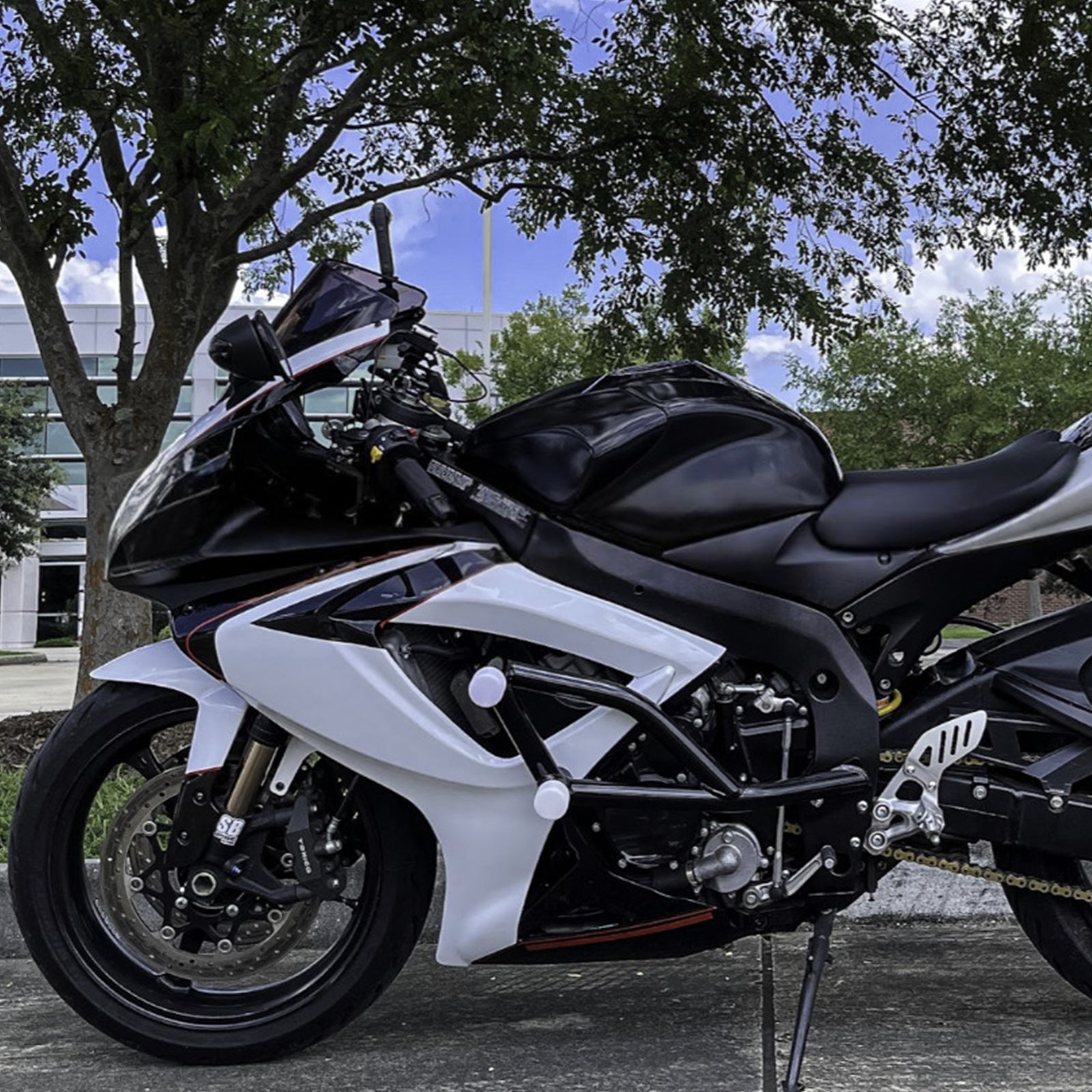 Amotopart 2006-2007 Suzuki GSXR 600/750 Glossy Black White Fairing Kit