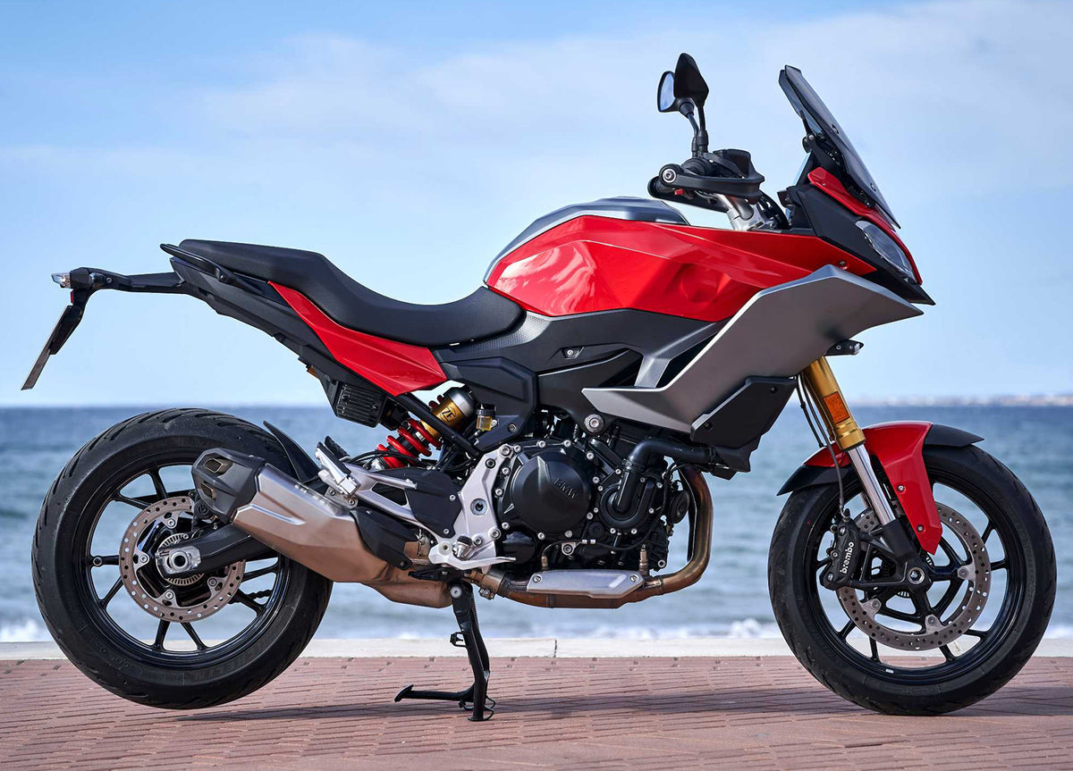 Amotopart 2021-2024 BMW F900XR Red Fairing Kit