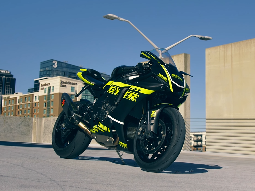 Amotopart Yamaha 2020-2024 YZF R1 noir avec kit de carénage jaune fluo