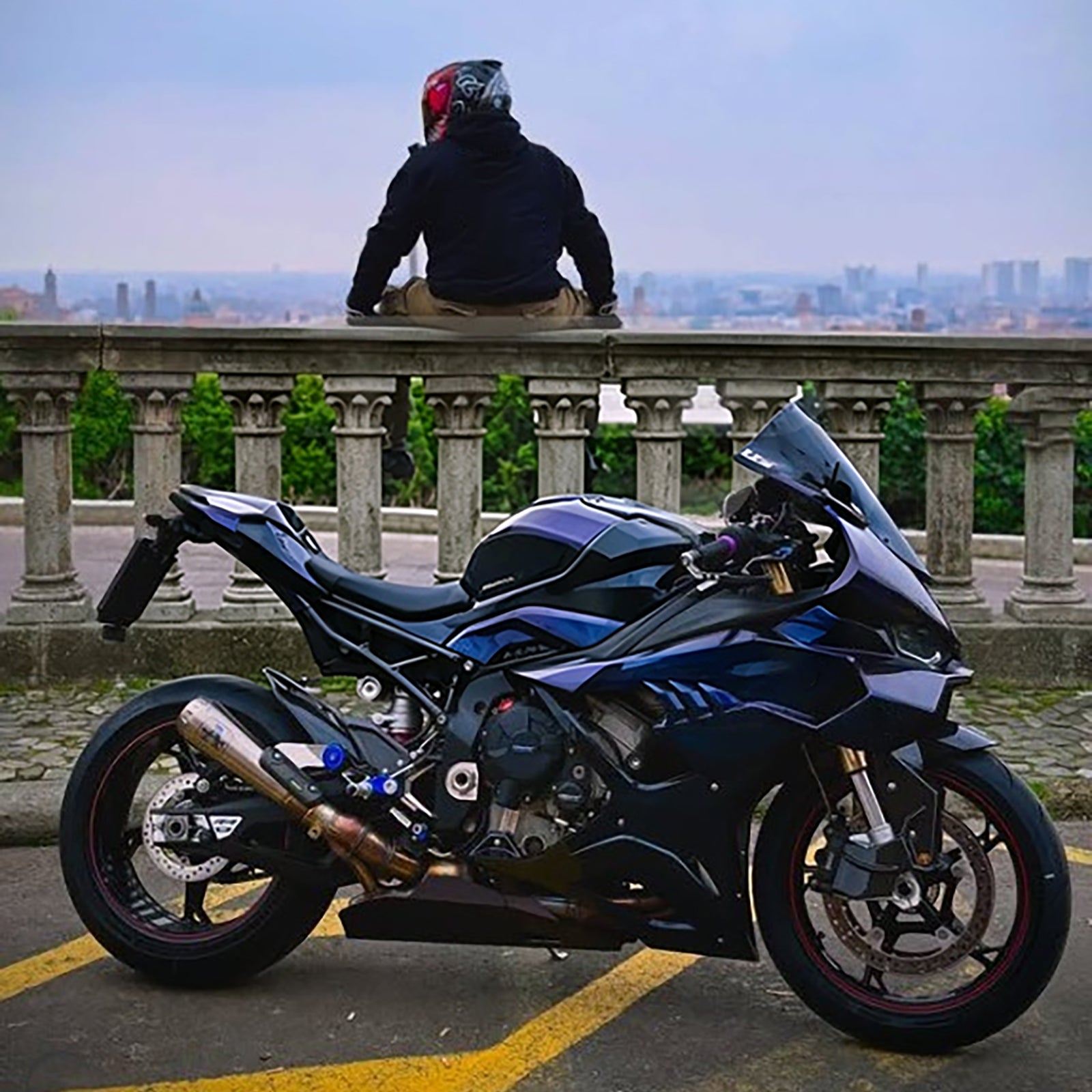 Amotopart 2025-2026 BMW S1000RR Blue Black Chameleon Fairing Kit