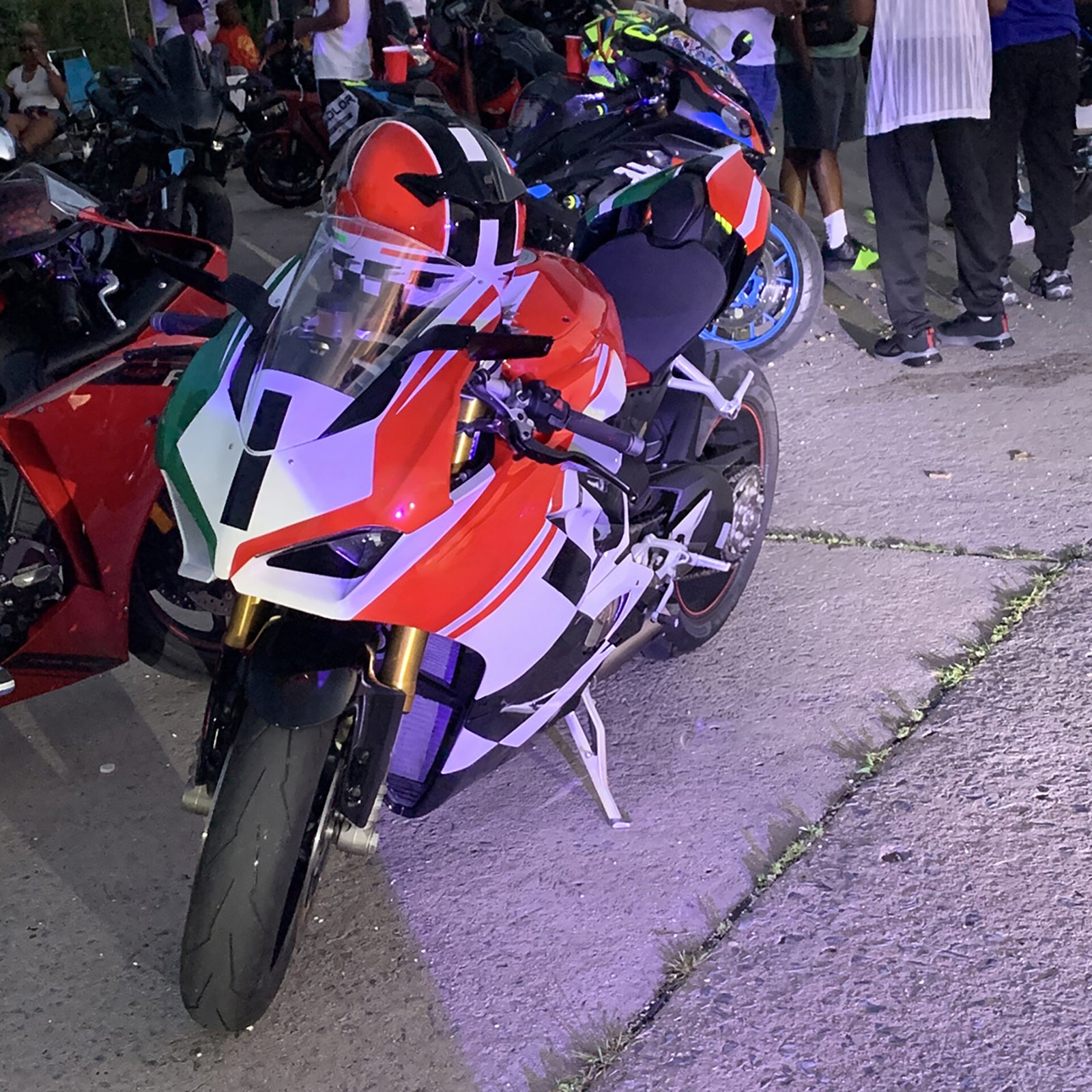 Amotopart 2018–2019 Ducati Panigale V4 V4S Verkleidungsset, Weiß, Grün, Rot, Schwarz