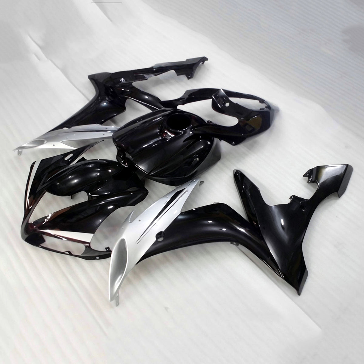Amotopart 2004-2006 Yamaha YZF 1000 R1 Black Silver Fairing Kit