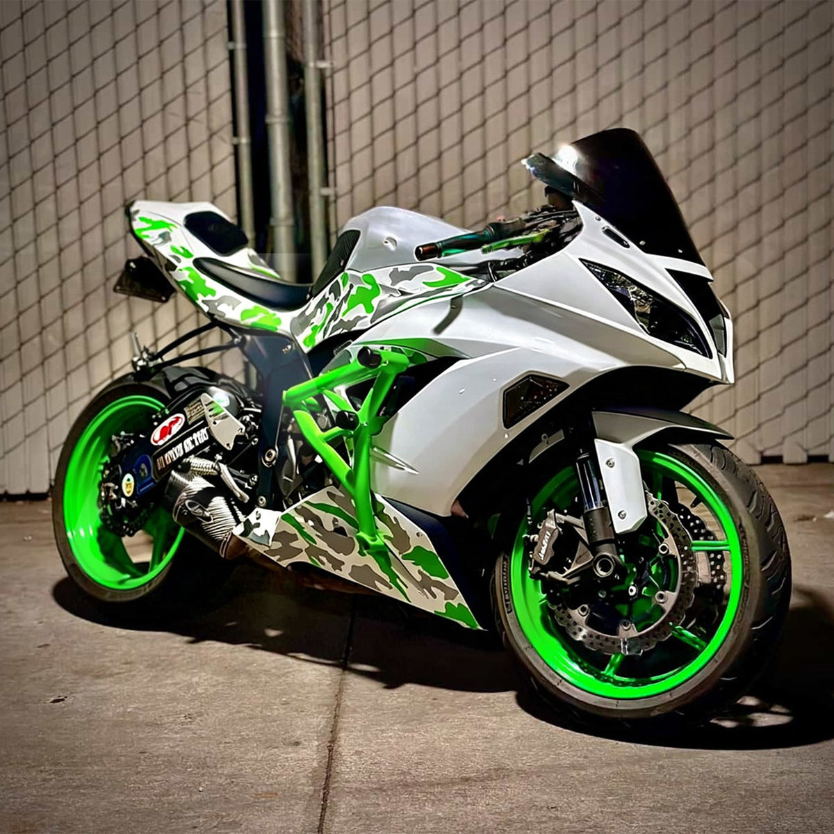Amotopart 2013–2018 Kawasaki ZX6R 636 Weiß Grau Grün Verkleidungsset