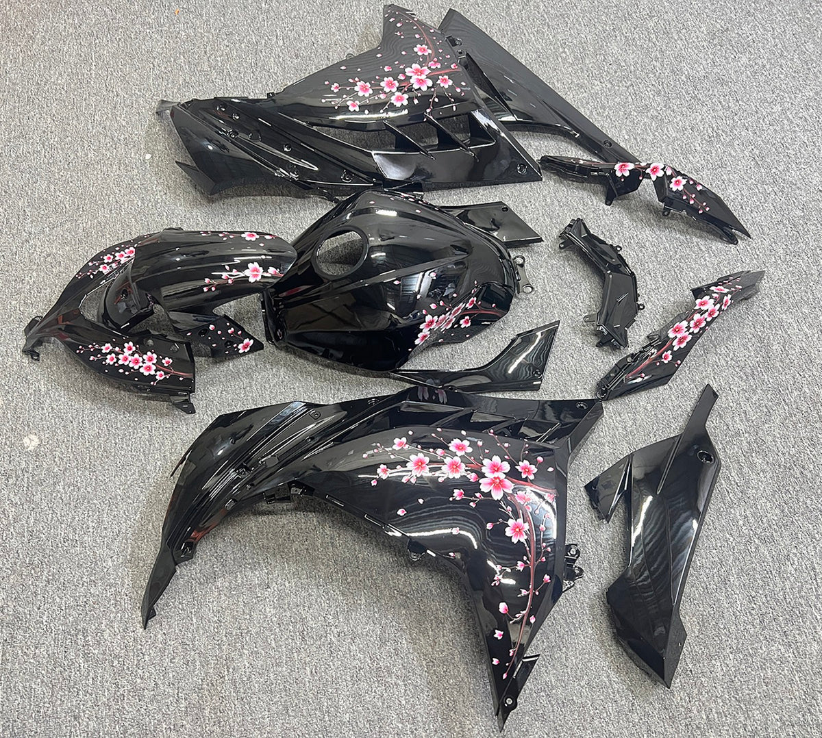 Amotopart 2013-2024 Kawasaki EX300 Ninja300 Black Pink White Fairing Kit