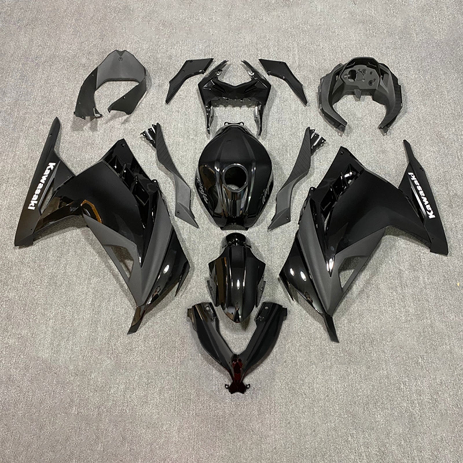 Amotopart 2013-2024 Kawasaki EX300/Ninja300 グロス&マットブラック フェアリングキット