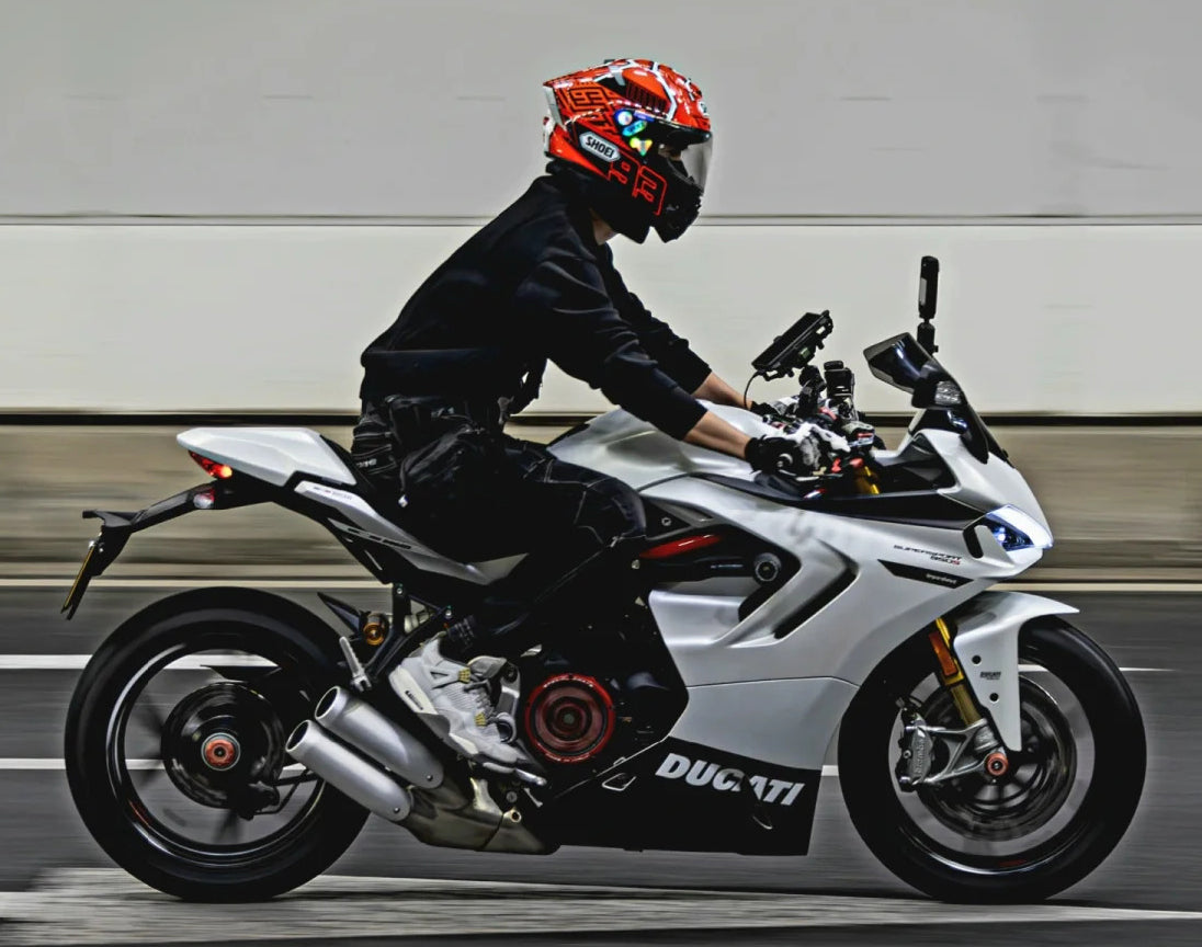 Amotopart 2021-2024 Ducati Supersport 950 / 950S Black White Fairing Kit