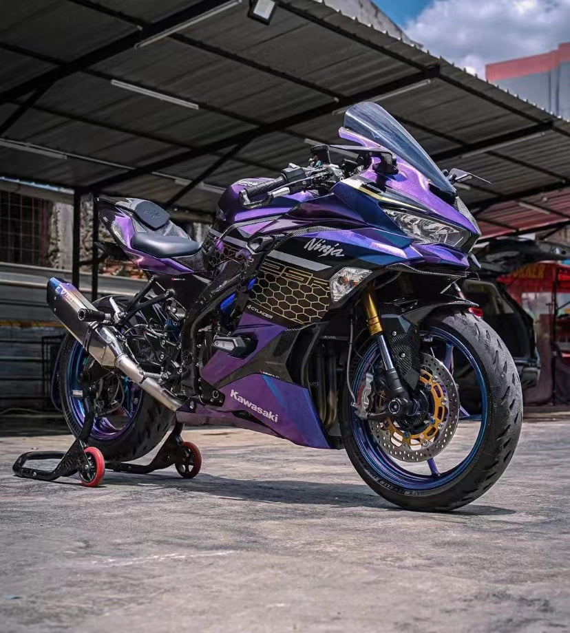 Amotopart 2019-2024 Kawasaki Ninja ZX25R ZX4R ZX4RR Kit de carenado degradado morado y azul