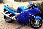 Amotopart 1996–2007 Honda CBR1100XX SuperBlackBird Verkleidungsset in glänzendem Blau