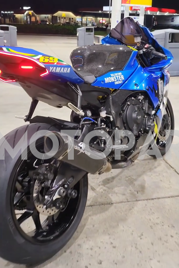 Amotopart 2020-2024 YAMAHA YZF R1 Blue Failing Kit