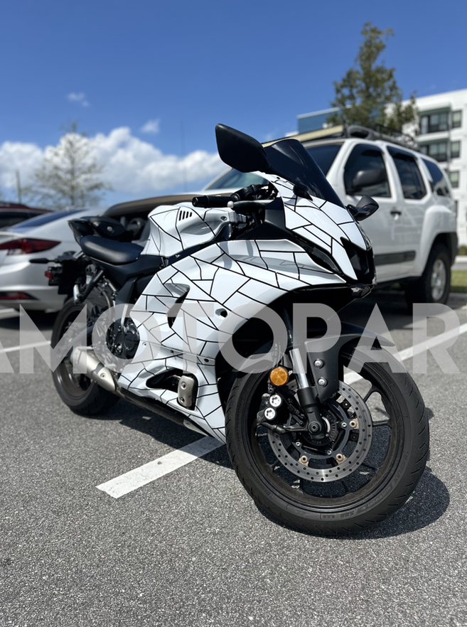 Amotopart 2021-2025 Yamaha YZF-R7 Black White Grey Fairing Kit