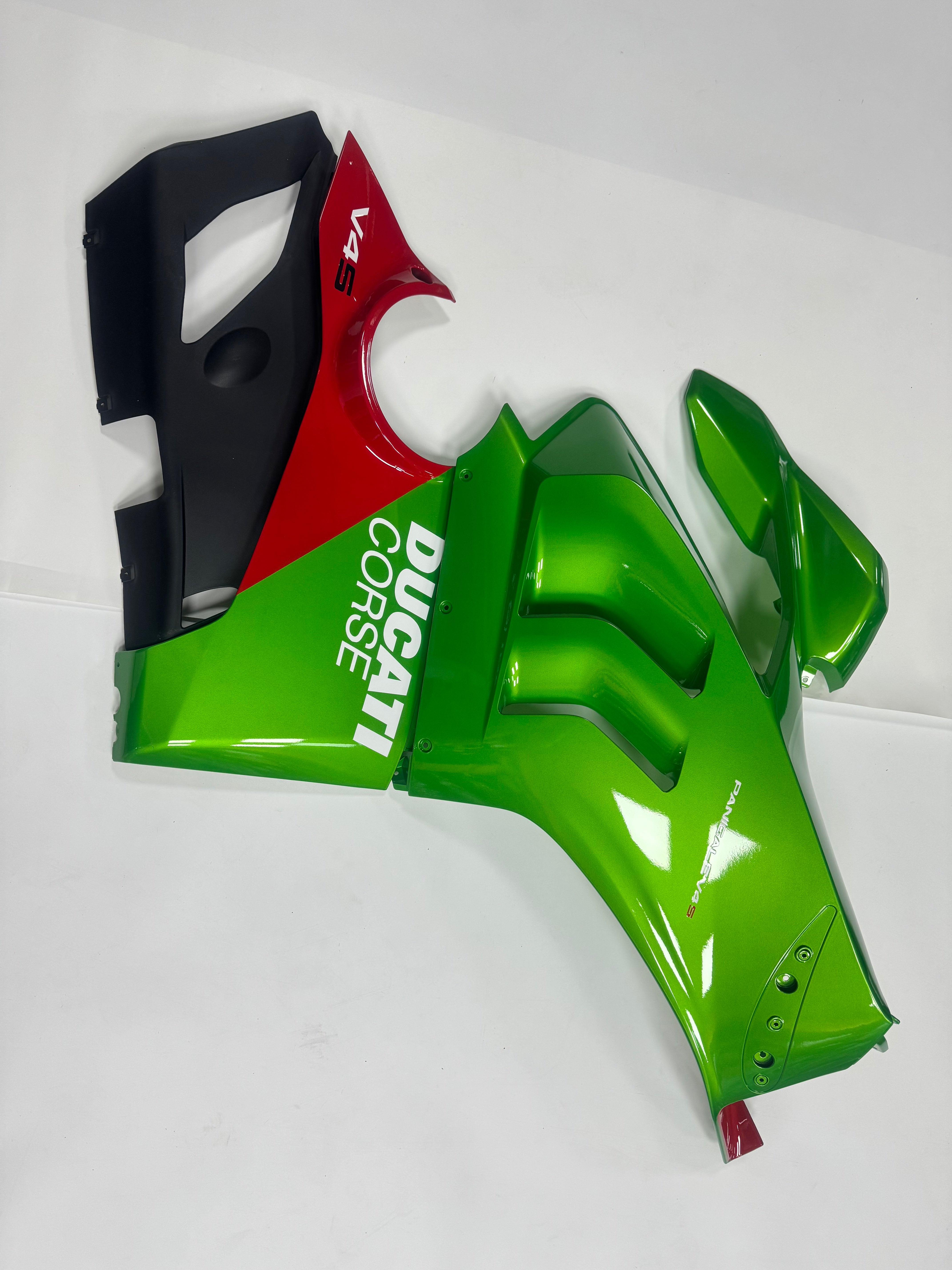 Amotopart Ducati Panigale 20-21 V4 V4S & 21-22 V4SP & 19-22 V4R Green Red Fairing Kit