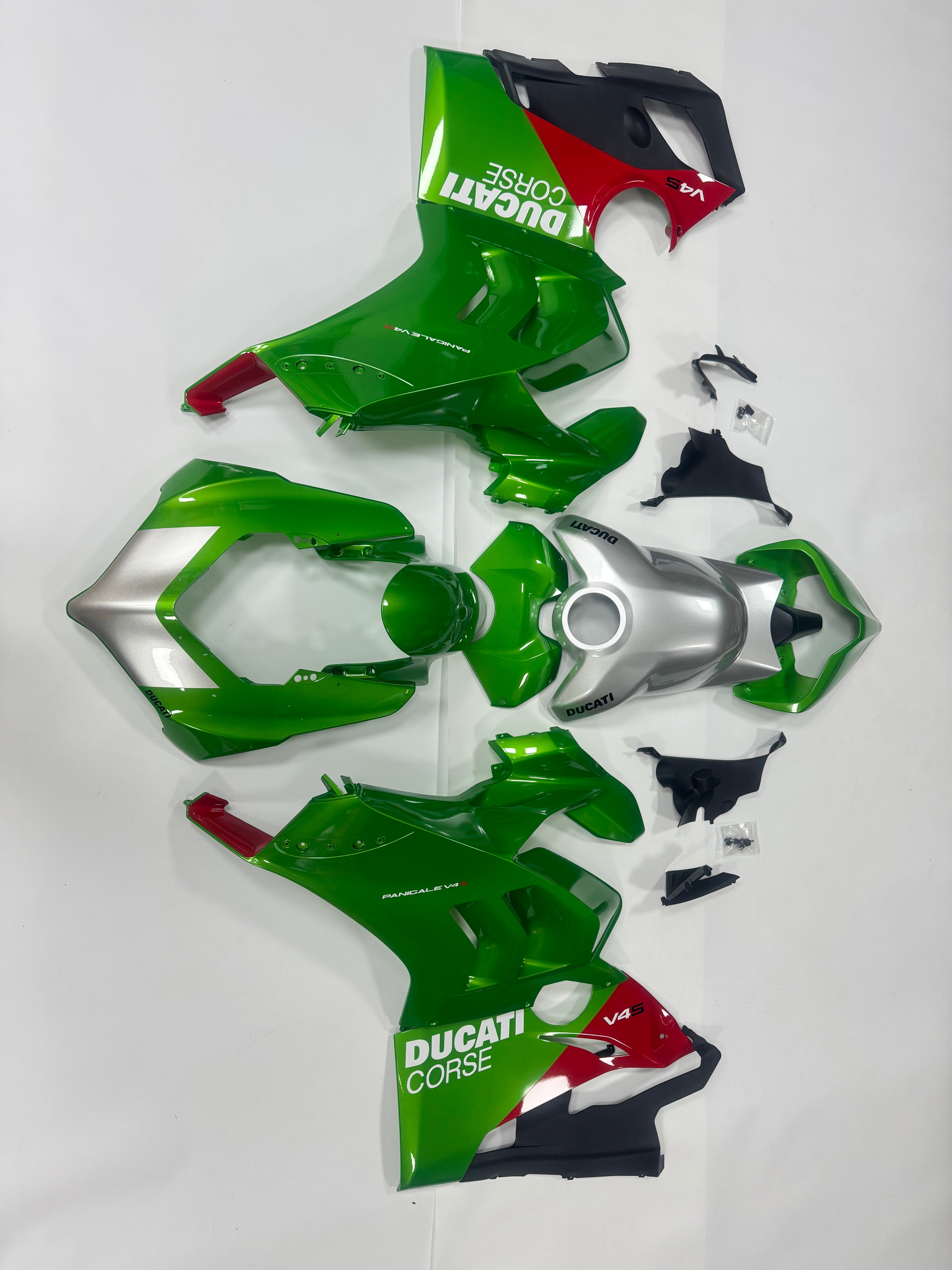 Amotopart Ducati Panigale 20-21 V4 V4S & 21-22 V4SP & 19-22 V4R Green Red Fairing Kit