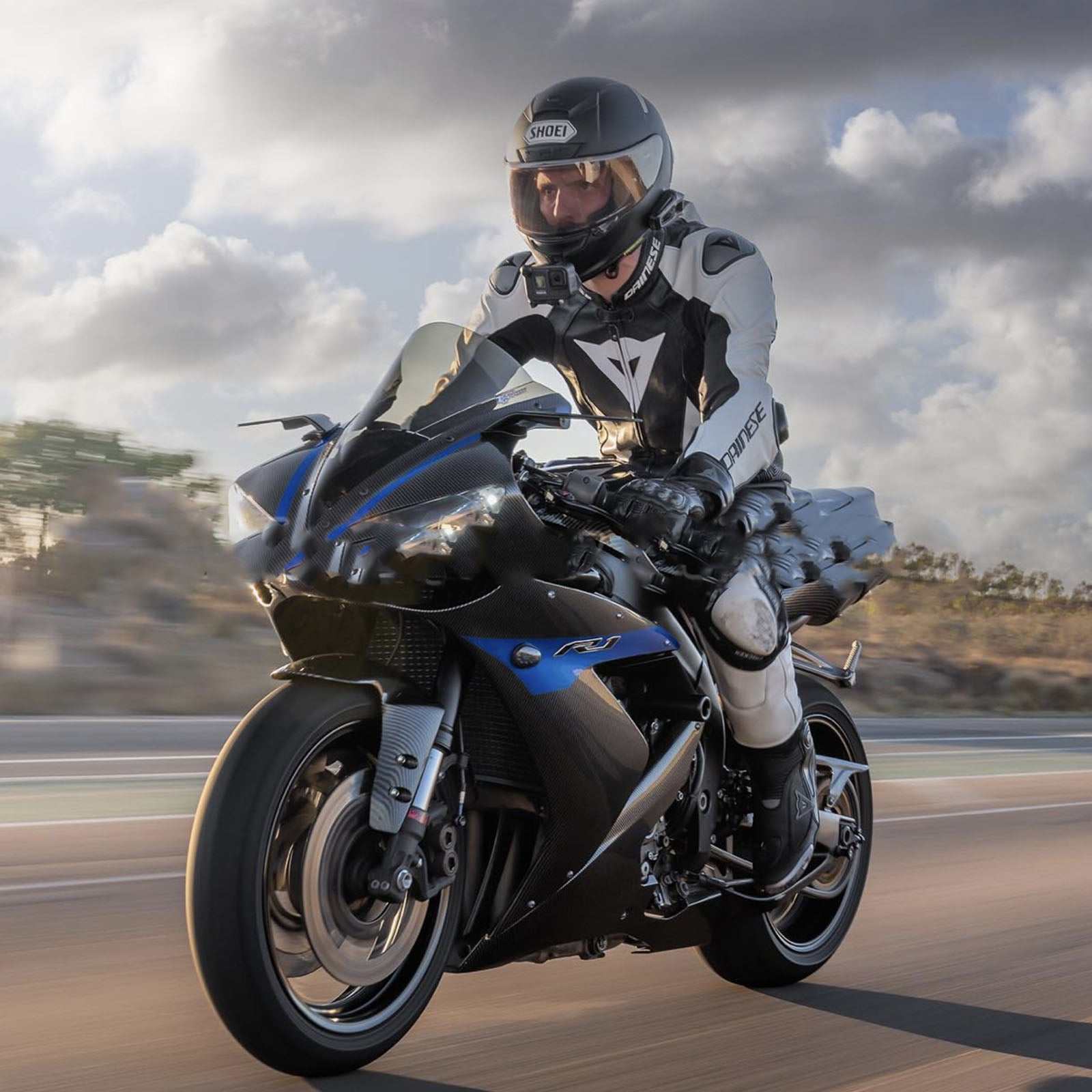 Amotopart 2004-2006 Yamaha YZF-R1 Carbon Fiber Blue Fairing Kit