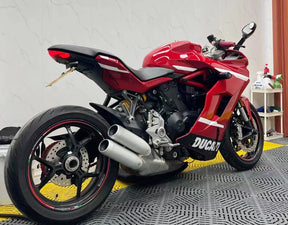 Amotopart 2017-2022 Ducati Supersport 939 / 939S Schwarz Weiß Rot Verkleidungssatz