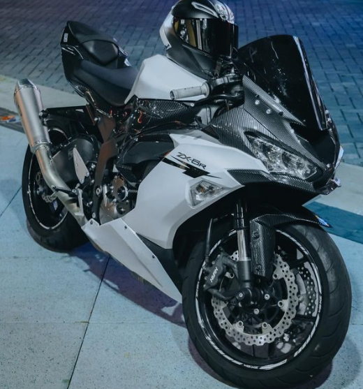 Amotopart 2019-2023 Kawasaki ZX6R Kit de carenado blanco