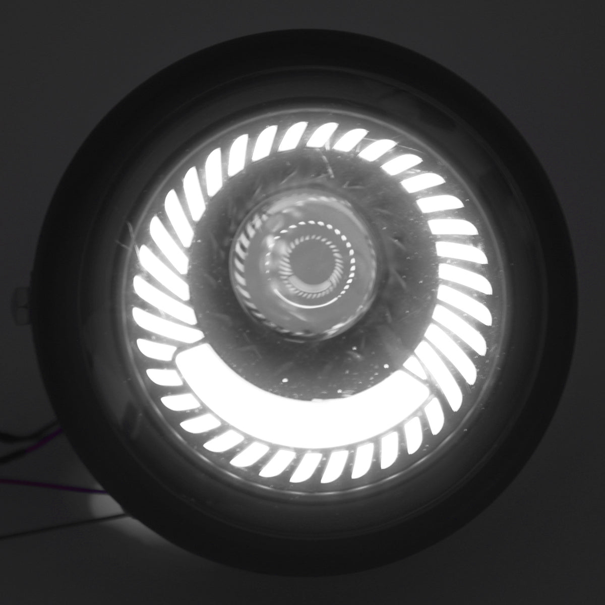 6.5 inch Cafe Racer Bobber Custom Chopper LED Headlight White Light Projector