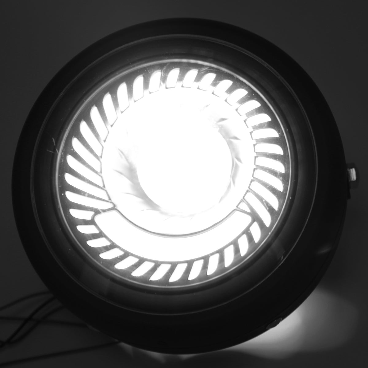 6.5 inch Cafe Racer Bobber Custom Chopper LED Headlight White Light Projector