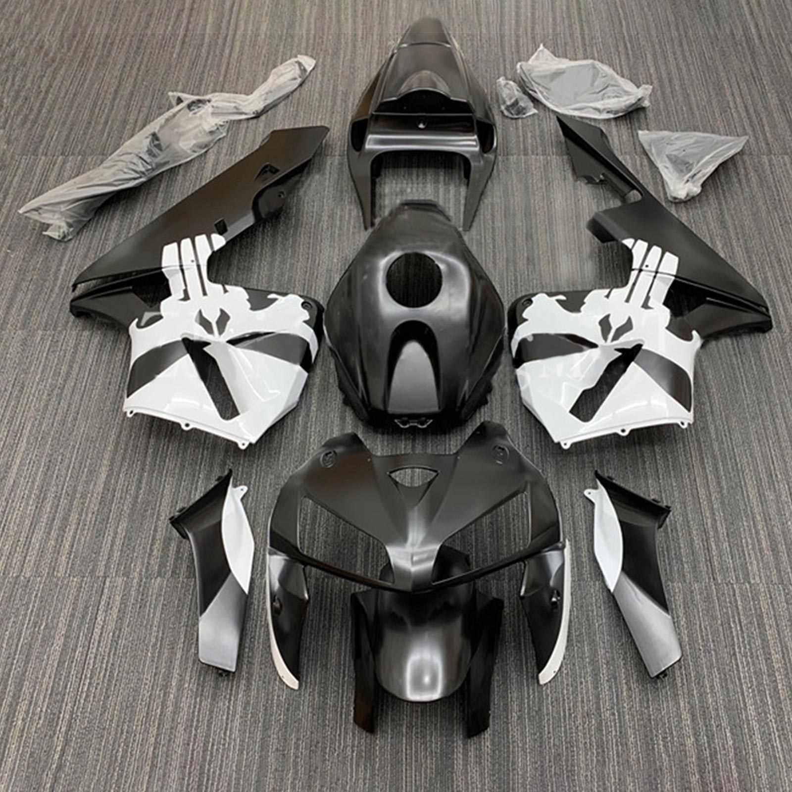 Amotopart 2005-2006 Honda CBR600RR Black White Fairing Kit