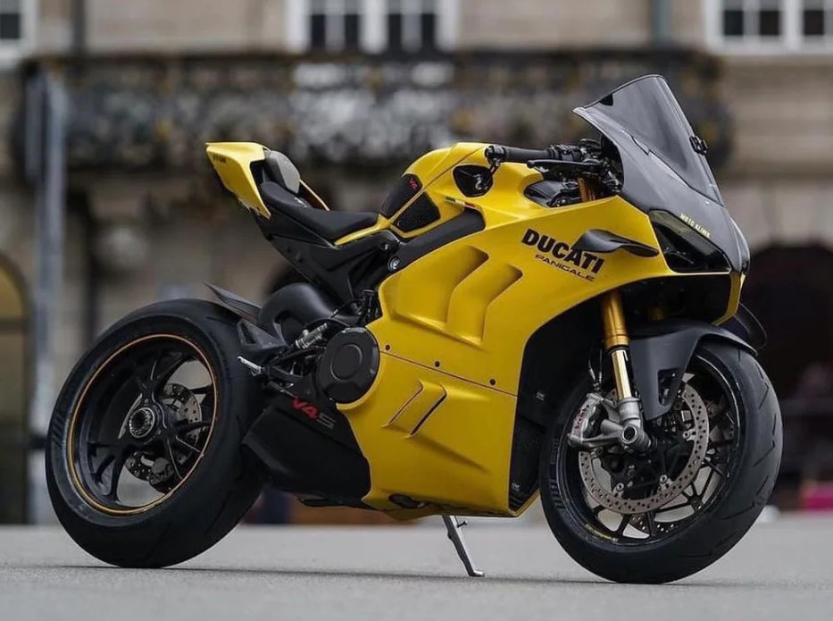 Amotopart Ducati 22-24 Panigale V4 V4S & 23-24 Panigale V4SP V4R Black Yellow Fairing Kit