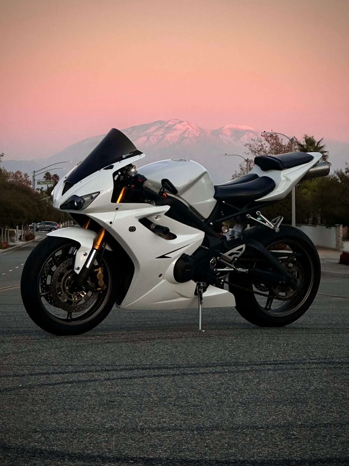 Amotopart 2006-2008 Triumph Daytona 675 Gloss White Fairing Kit
