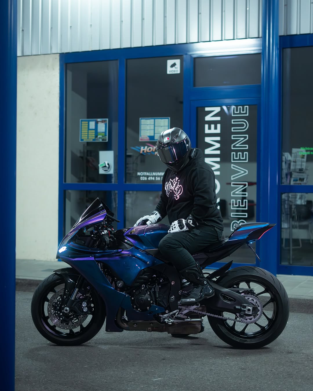 Amotopart 2020-2024 Yamaha YZF R1 Glossy Grey Fairing Kit