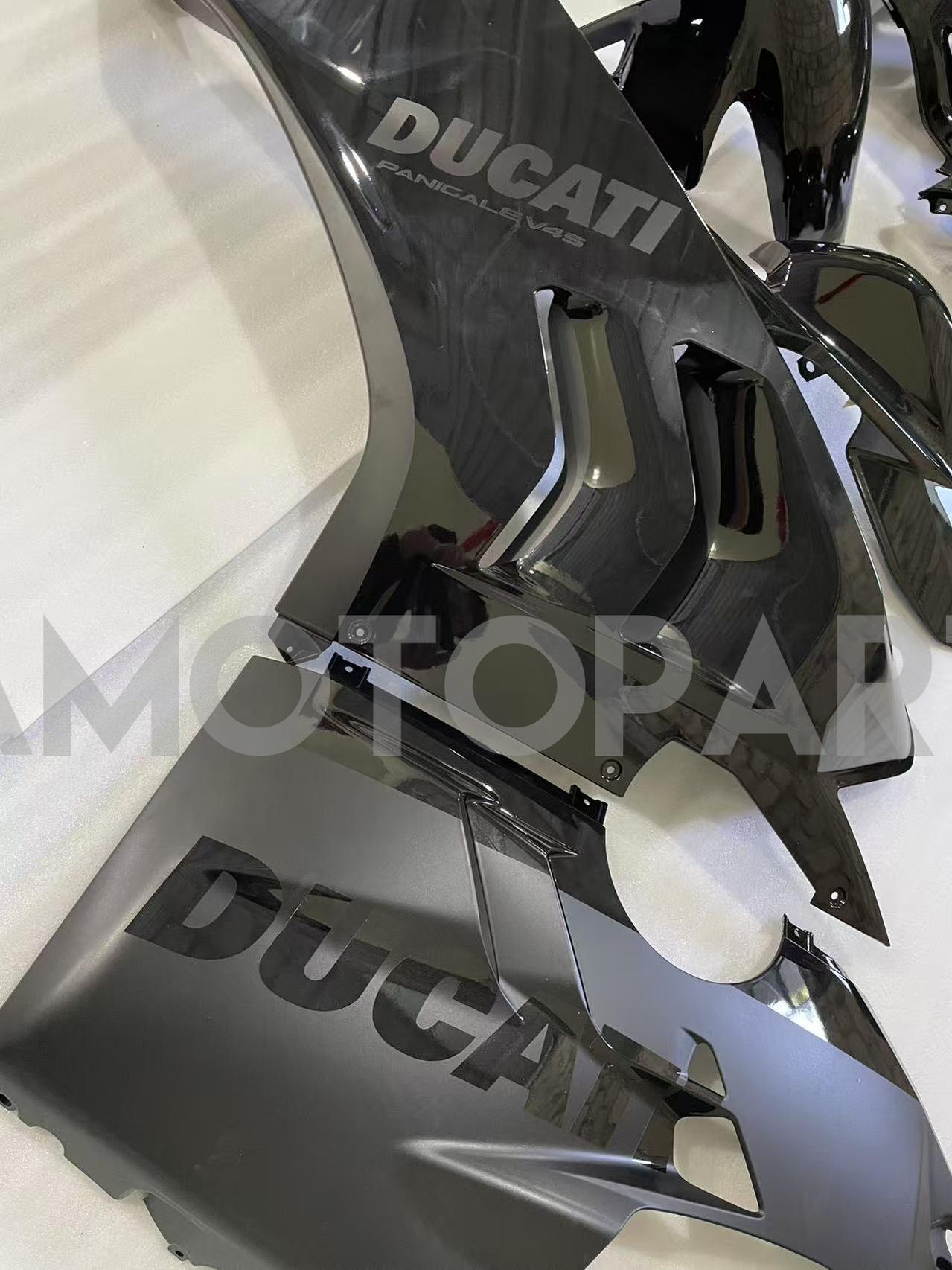 Amotopart Ducati 22-24 Panigale V4 V4S Glossy Black Fairing Kit
