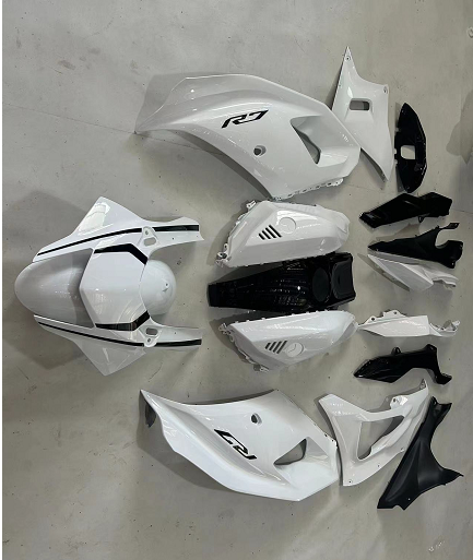 Amotopart 2021-2024 Yamaha YZF-R7 White Fairing Kit