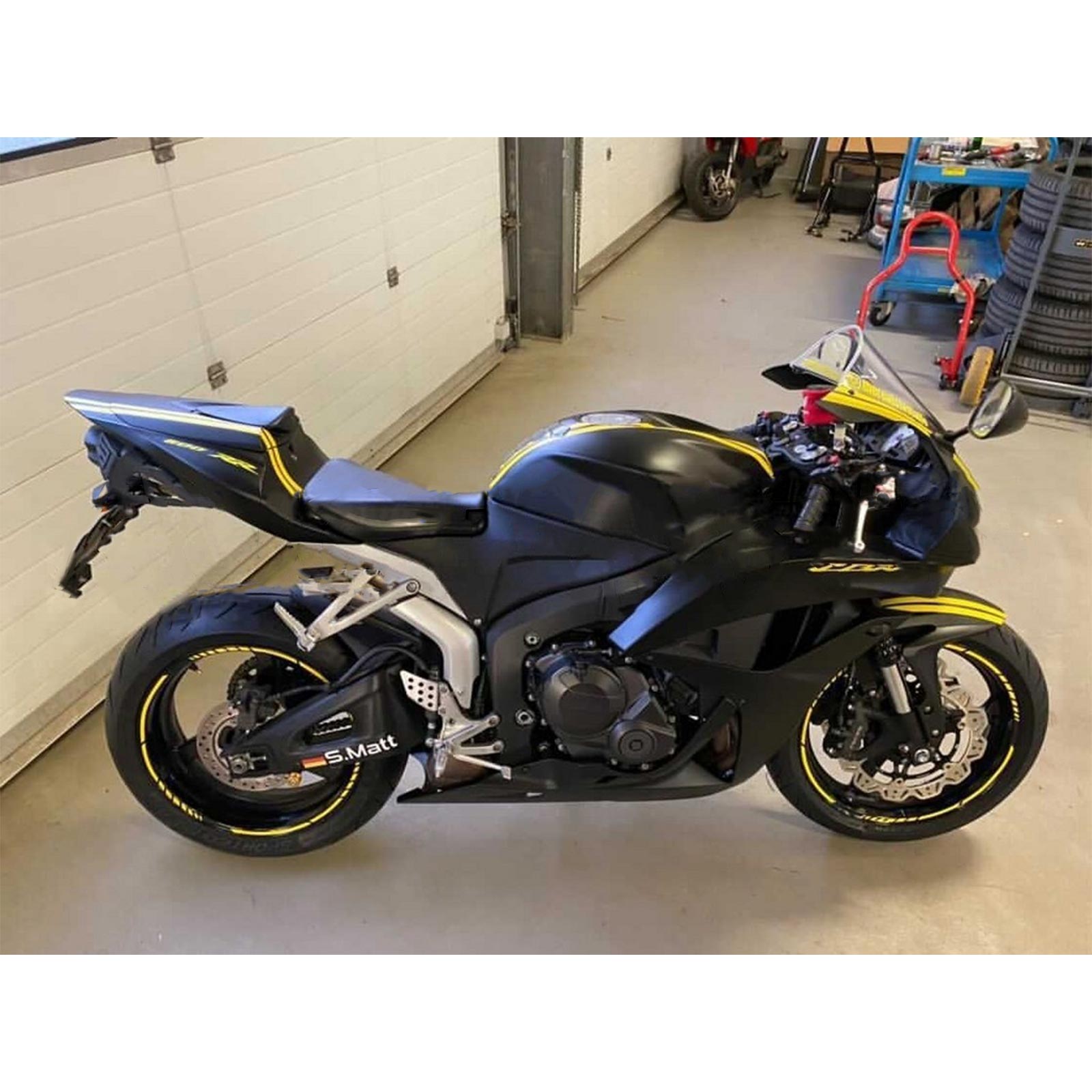 Amotopart 2007-2008 Honda CBR600RR Black Yellow Fairing Kit