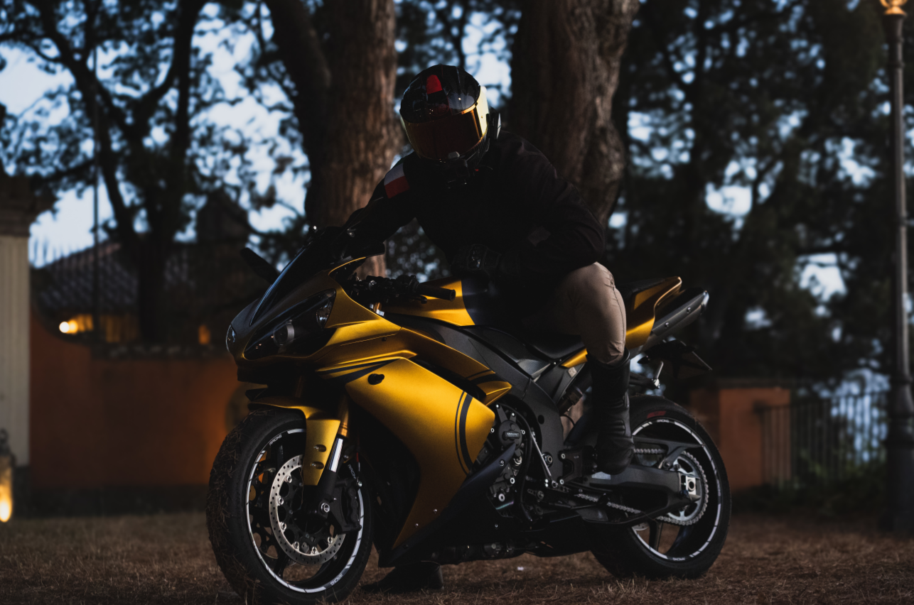 Amotopart 2007–2008 Yamaha YZF 1000 R1 Mattgold Verkleidungsset