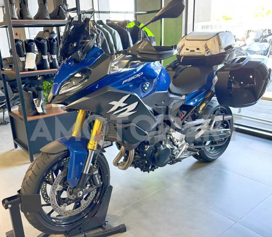 Amotopart 2021-2024 BMW F900XR Blue 
 Black Fairing Kit