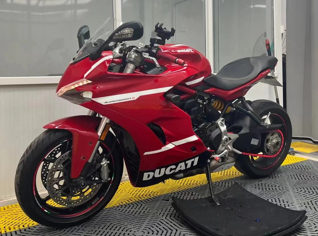 Amotopart 2017-2022 Ducati Supersport 939 / 939S Schwarz Weiß Rot Verkleidungssatz