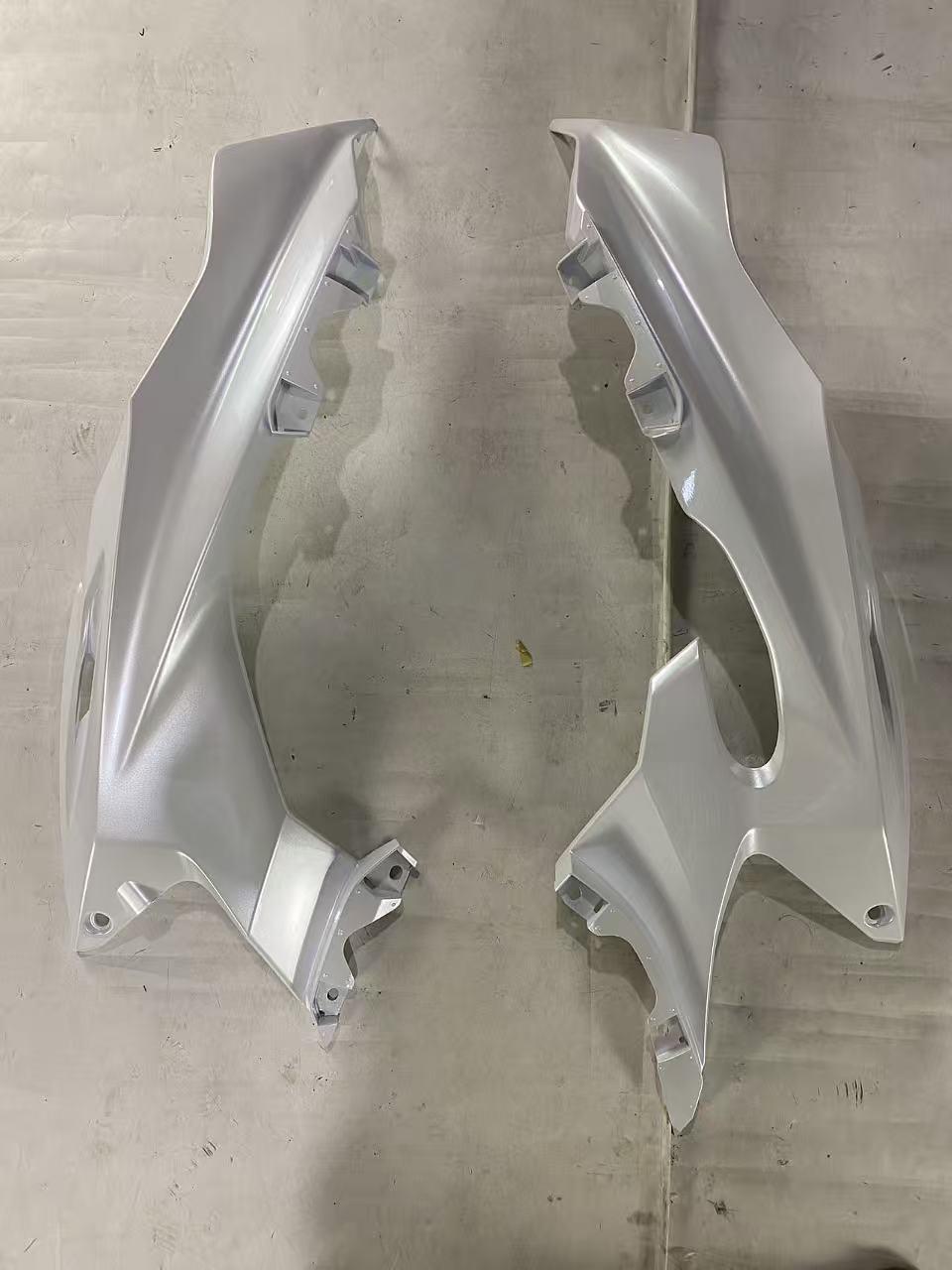 Amotopart 2017-2023 Yamaha YZF R6 Pearl White Fairing Kit