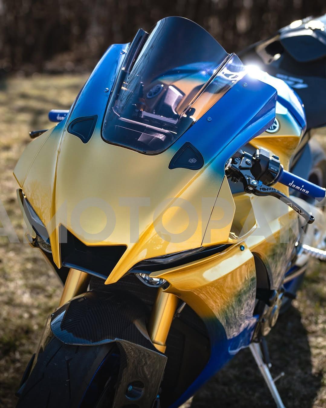 Amotopart 2020-2025 Yamaha YZF R1 Blue Gold Fairing Kit