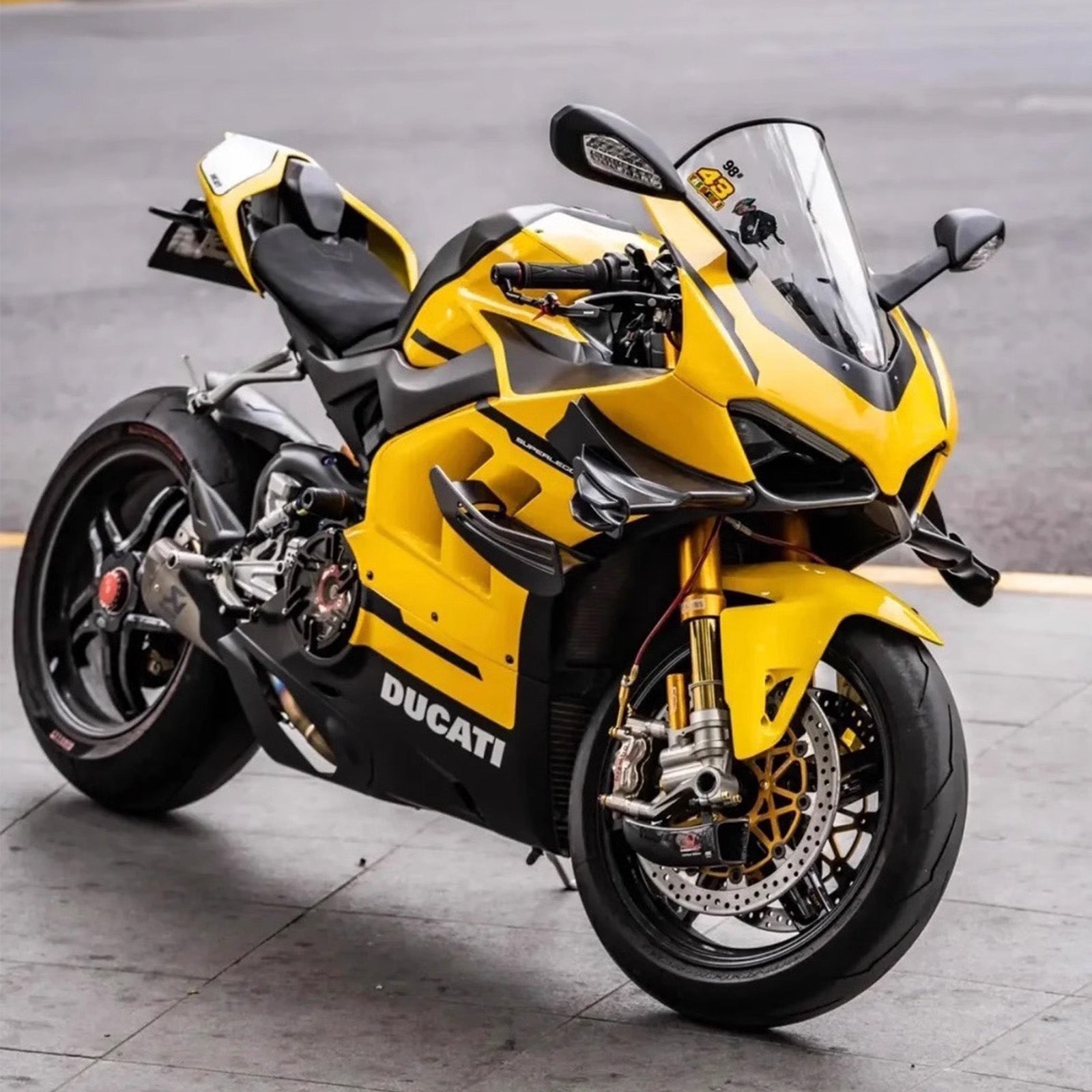 Amotopart Ducati Panigale 20-21 V4 V4S & 21-22 V4SP & 19-22 V4R Black Yellow Fairing Kit