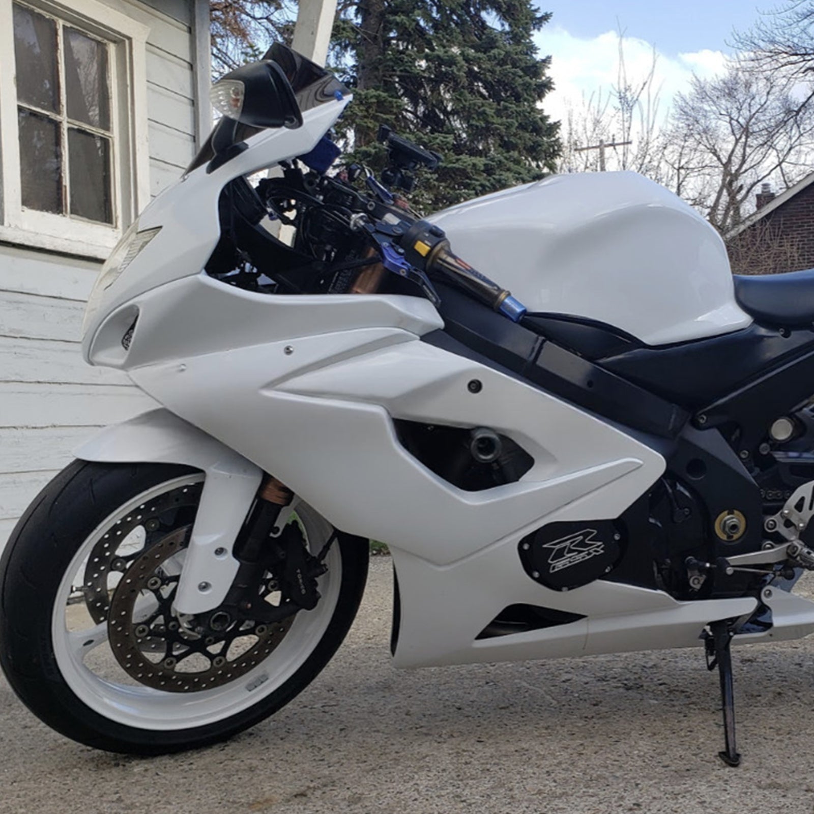 Amotopart 2005-2006 Suzuki GSXR1000 White Fairing Kit