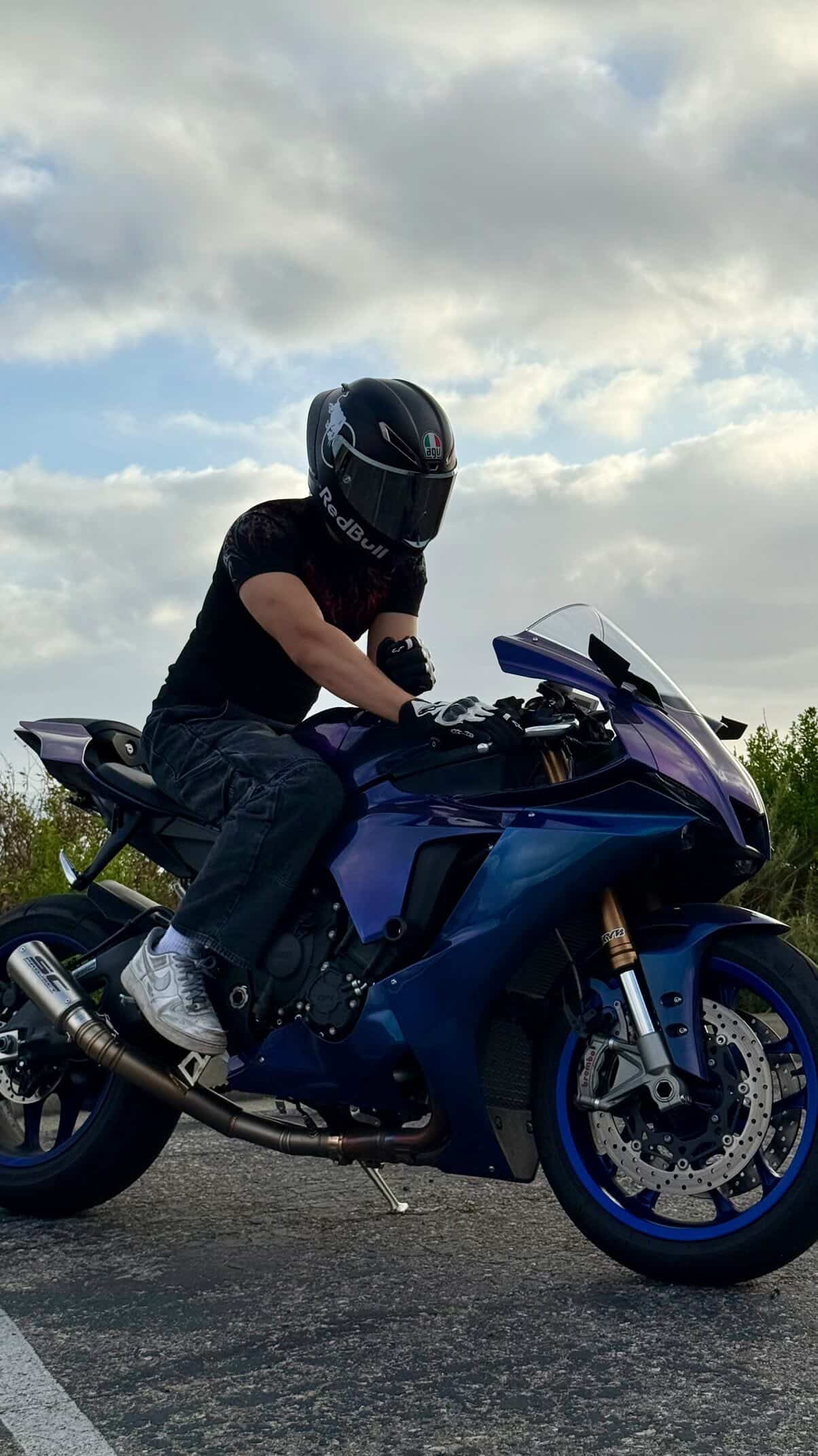Amotopart 2020-2025 Yamaha YZF R1 Gradient Blue Purple Fairing Kit