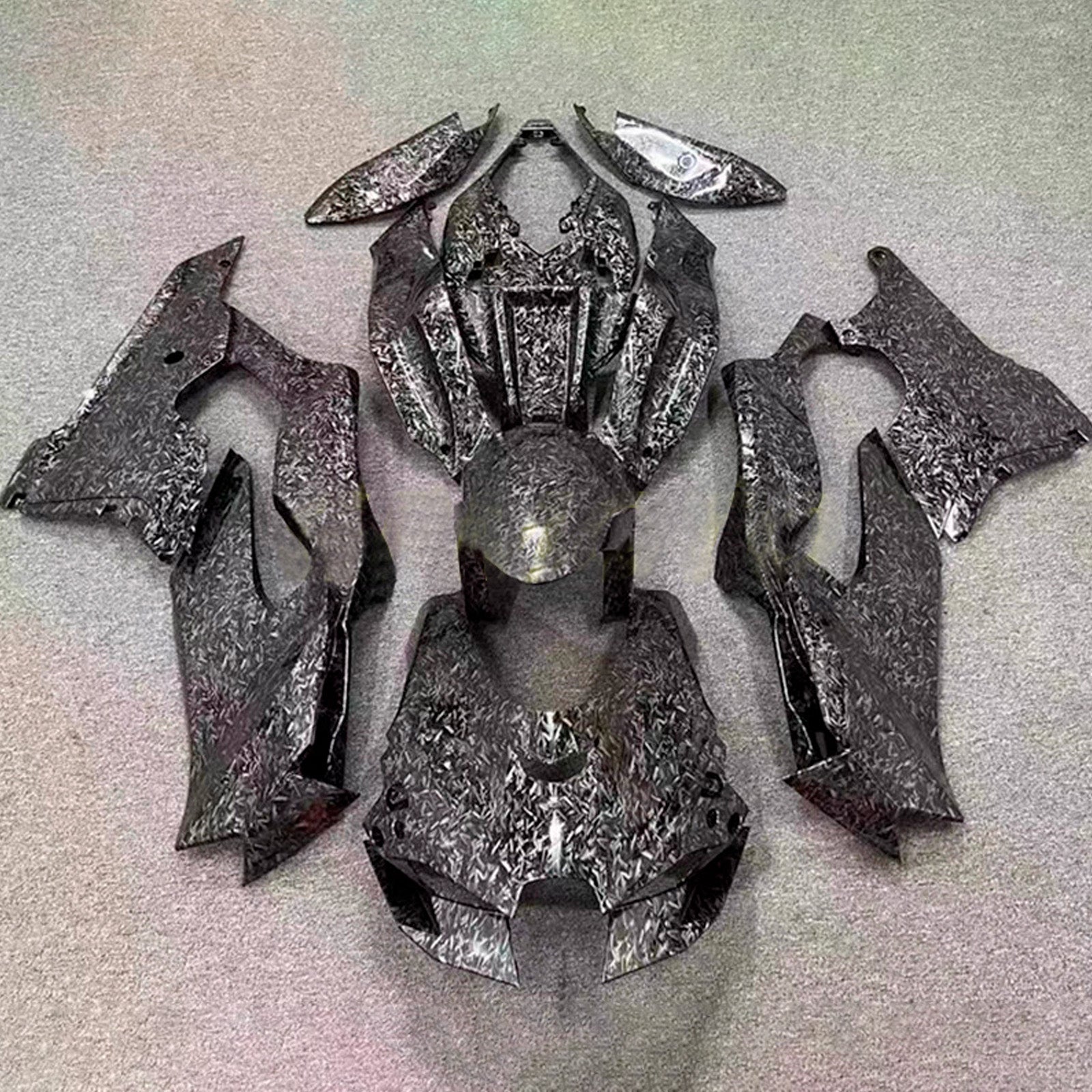 Amotopart 2021-2025 Kawasaki ZX-10R/ZX-10RR Black Forged Carbon Fiber Pattern Fairing Kit