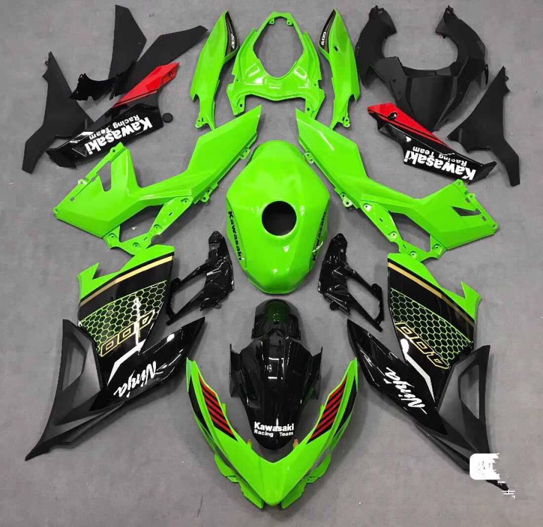 Amotopart Kawasaki EX400/Ninja 400 2018-2023 グリーン & ブラック Style2 フェアリングキット