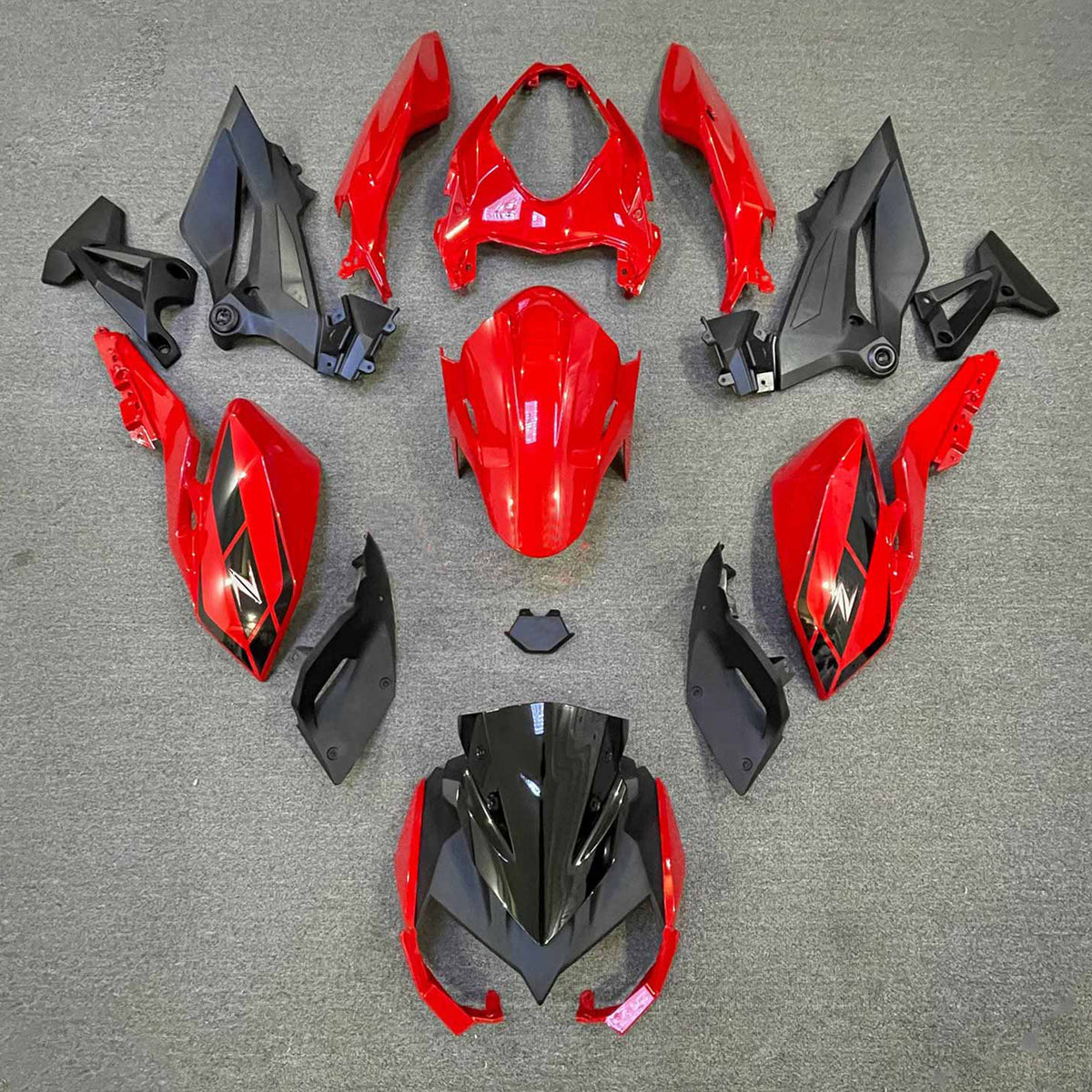 Kit carena Amotopart 2018-2020 Z400 Kawasaki nero e rosso