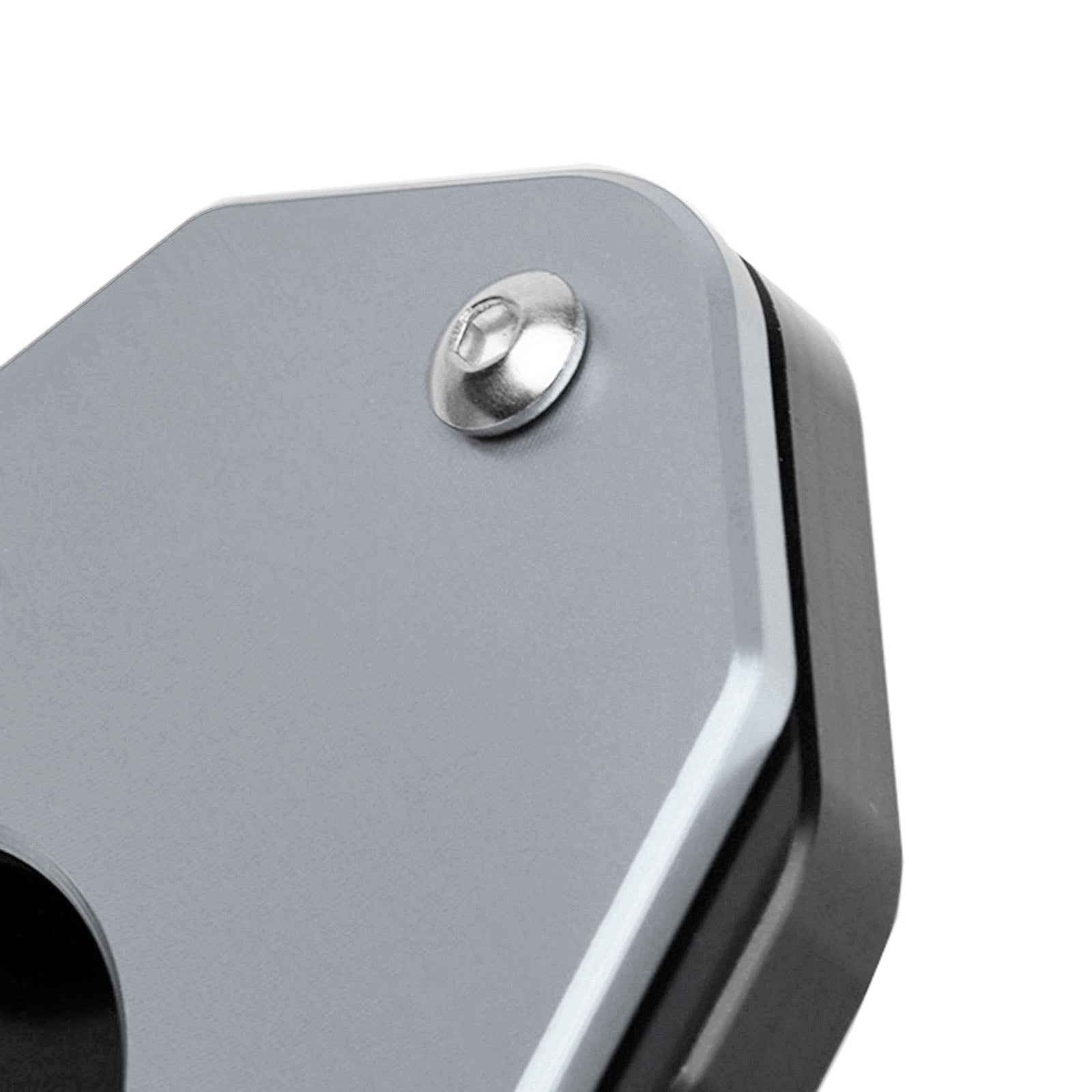 2022–2025 Tiger Sport 660 Ständer, vergrößertes Plattenpolster