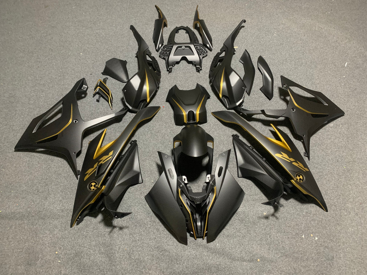 Amotopart BMW S1000RR 2019-2022 Gold with Carbon Fiber Look Fairing Kit